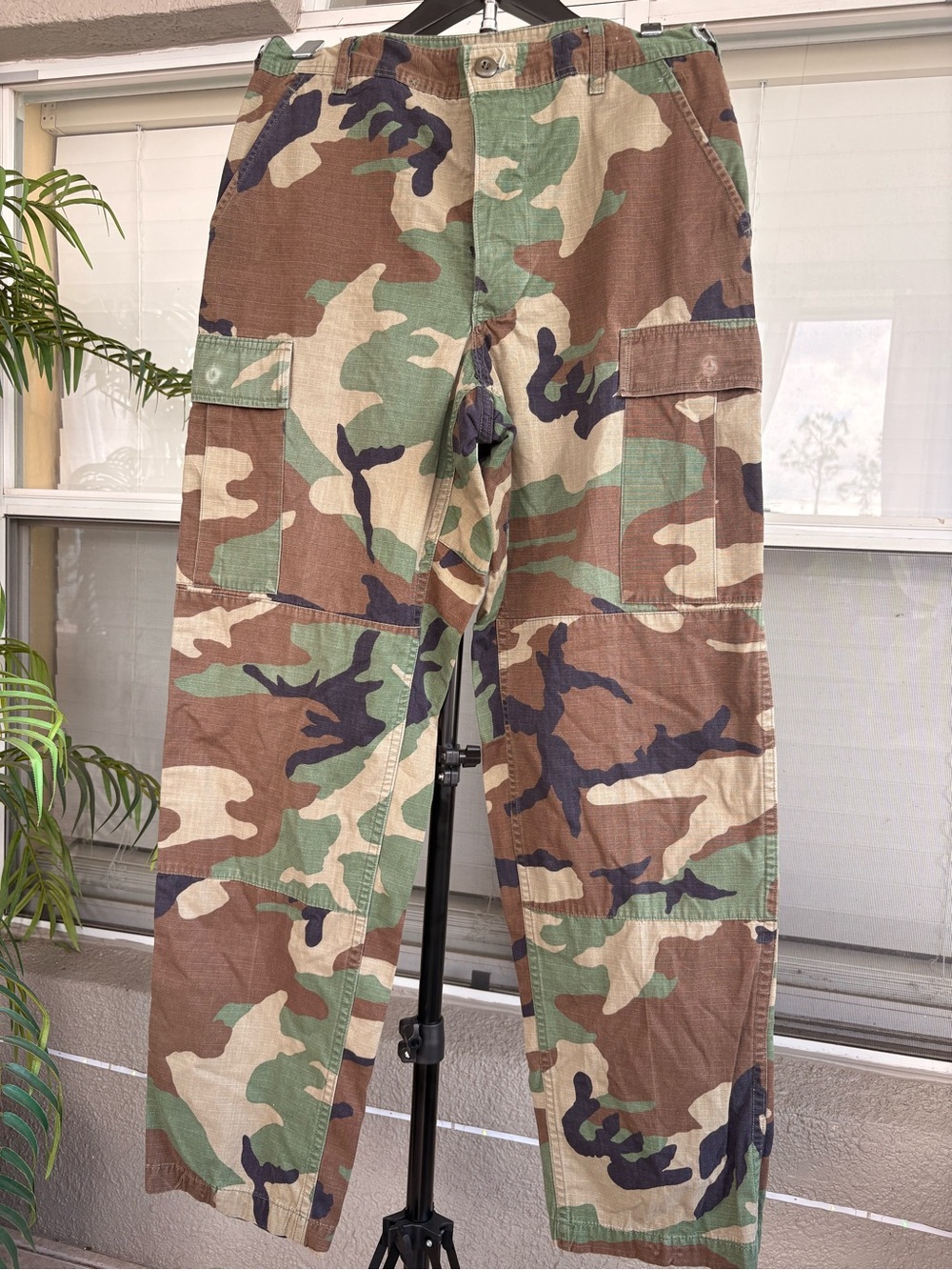 Womens Camouflage Cargo Pants - Camo Print